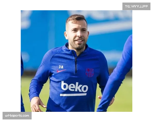 皇家社会公布对阵巴萨大名单，伤愈复出的中场大将将增强中路纵向连接能力